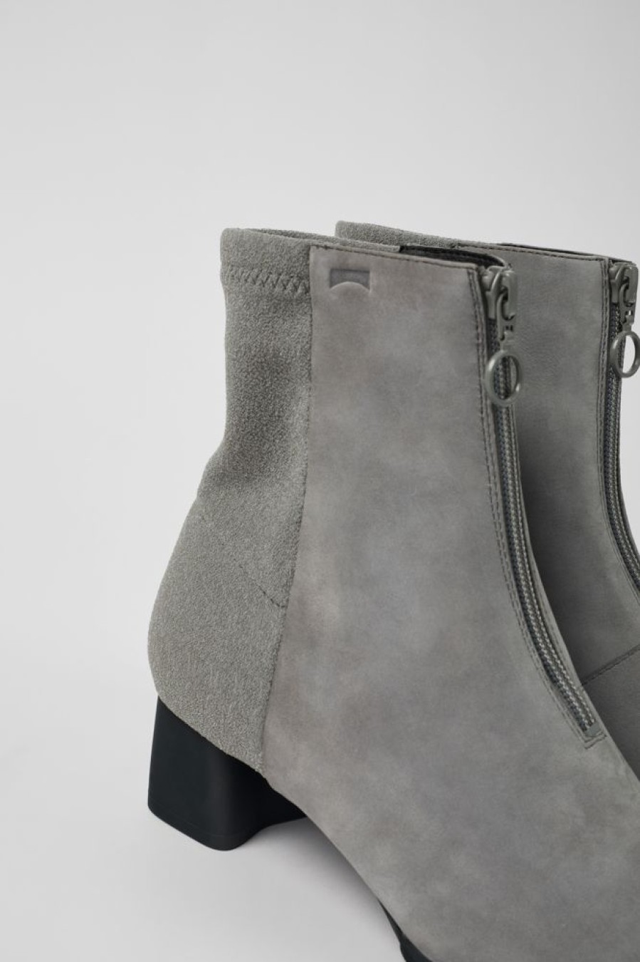 Damen CamperLab Stiefeletten | Grauer Absatzstiefel Aus Nubukleder