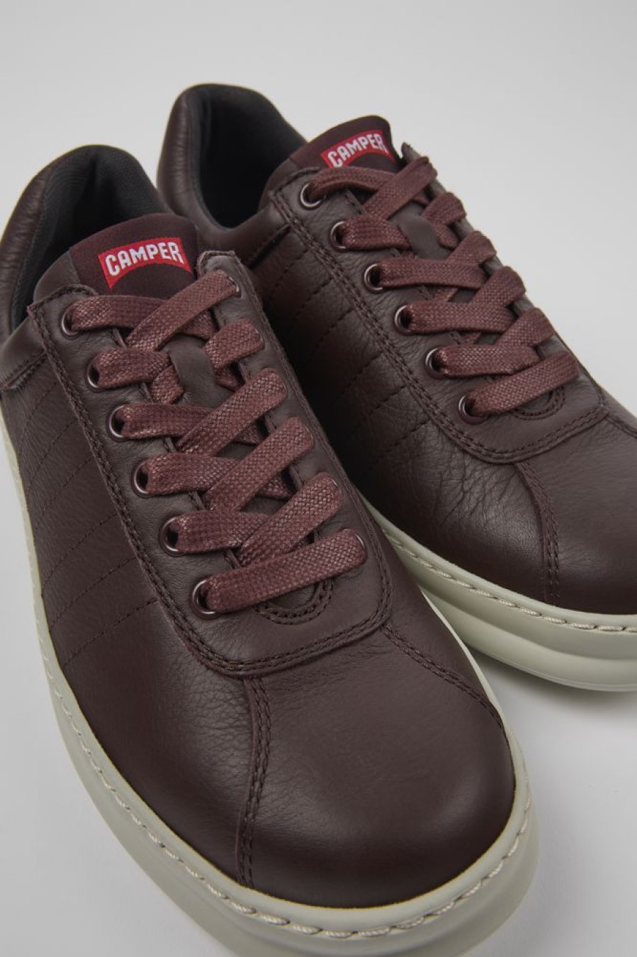 Herren CamperLab Lassige Schuhe | Weinroter Herrensneaker Aus Leder