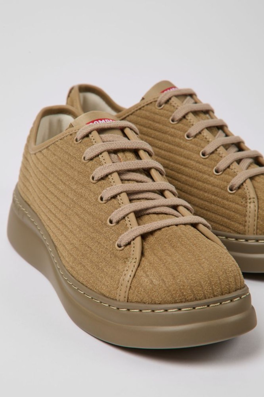 Damen CamperLab Sneaker | Beiger Damensneaker Aus Recyceltem Leder